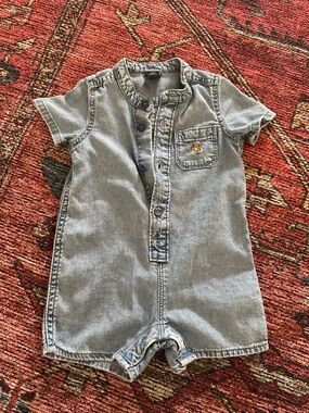 BABY GAP 3-6 MONTHS BABY BRANNAN BEAR BLUE DENIM ROMPER